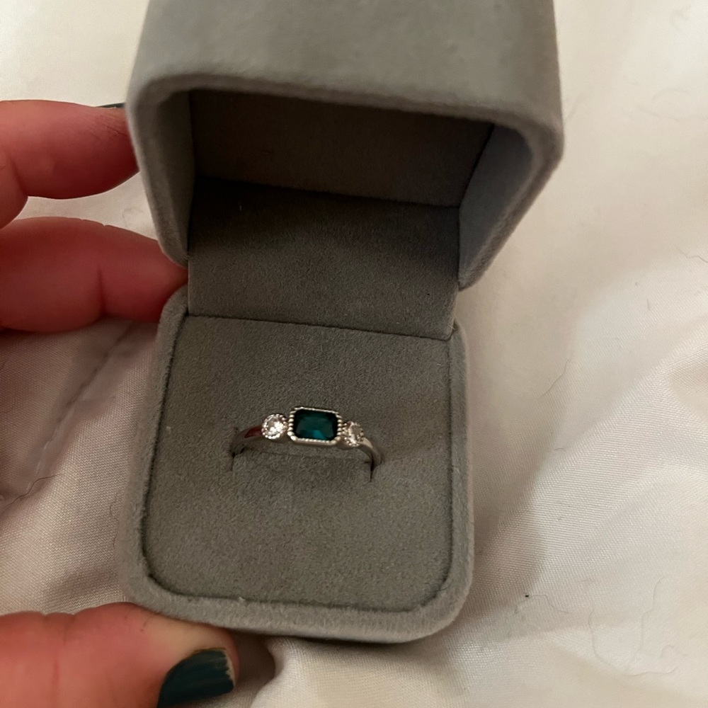Emerald ring (size 9)